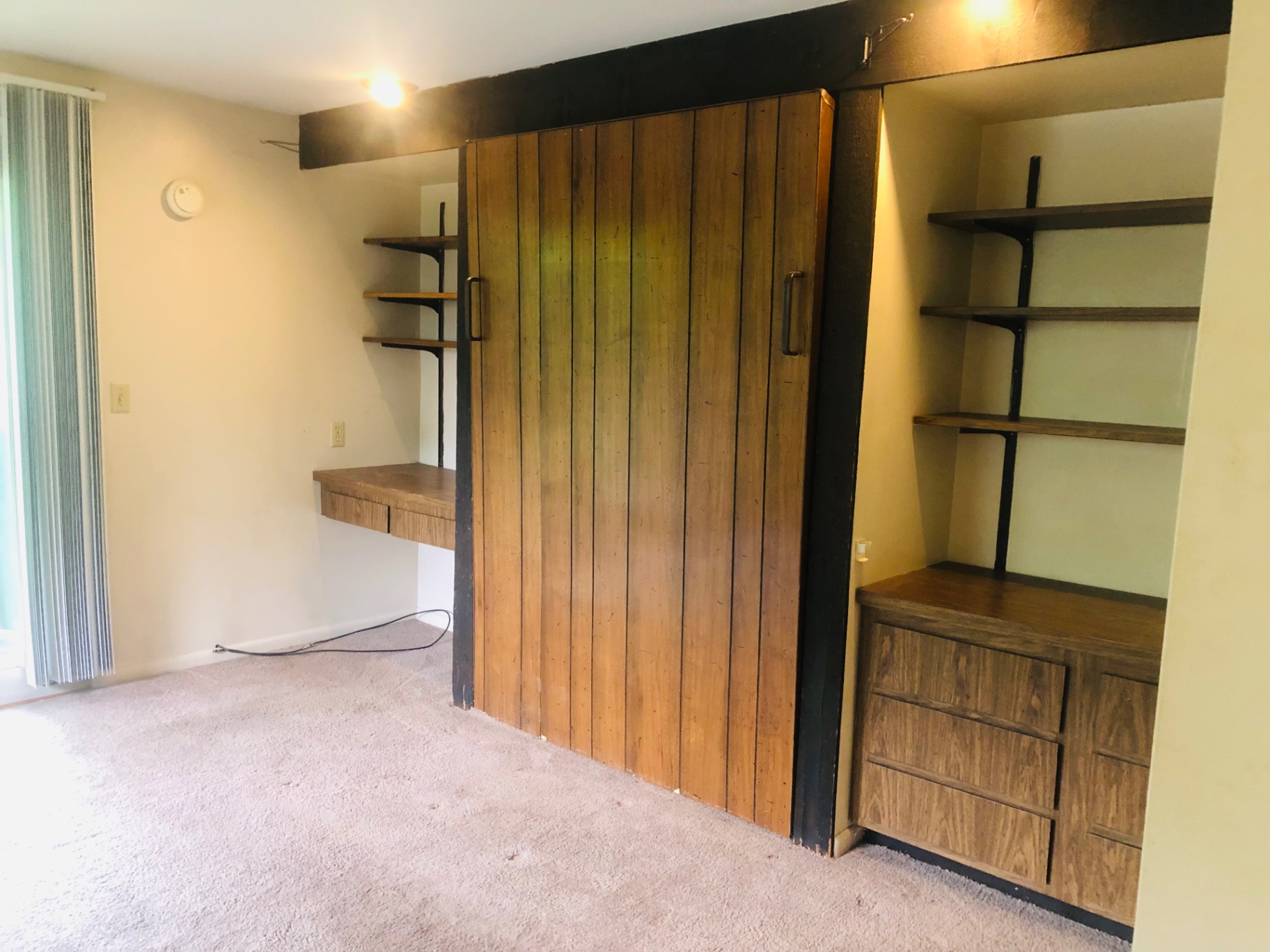 2028 Summit St. built-in bookshelves, desk, and optional Murphy bed