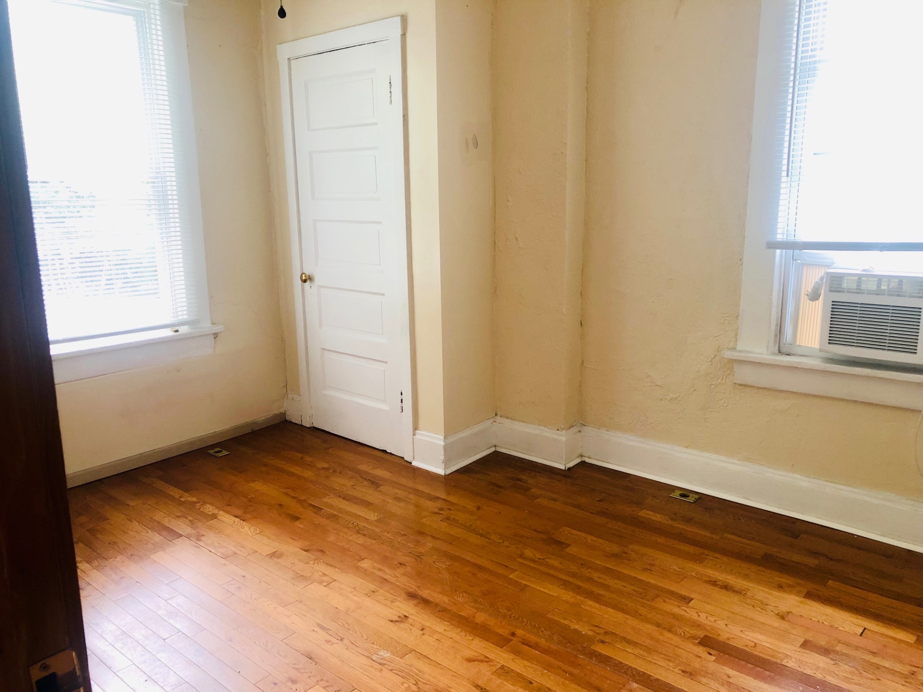 77 E Patterson Ave. hardwood-floor bedroom with closet and window A/C