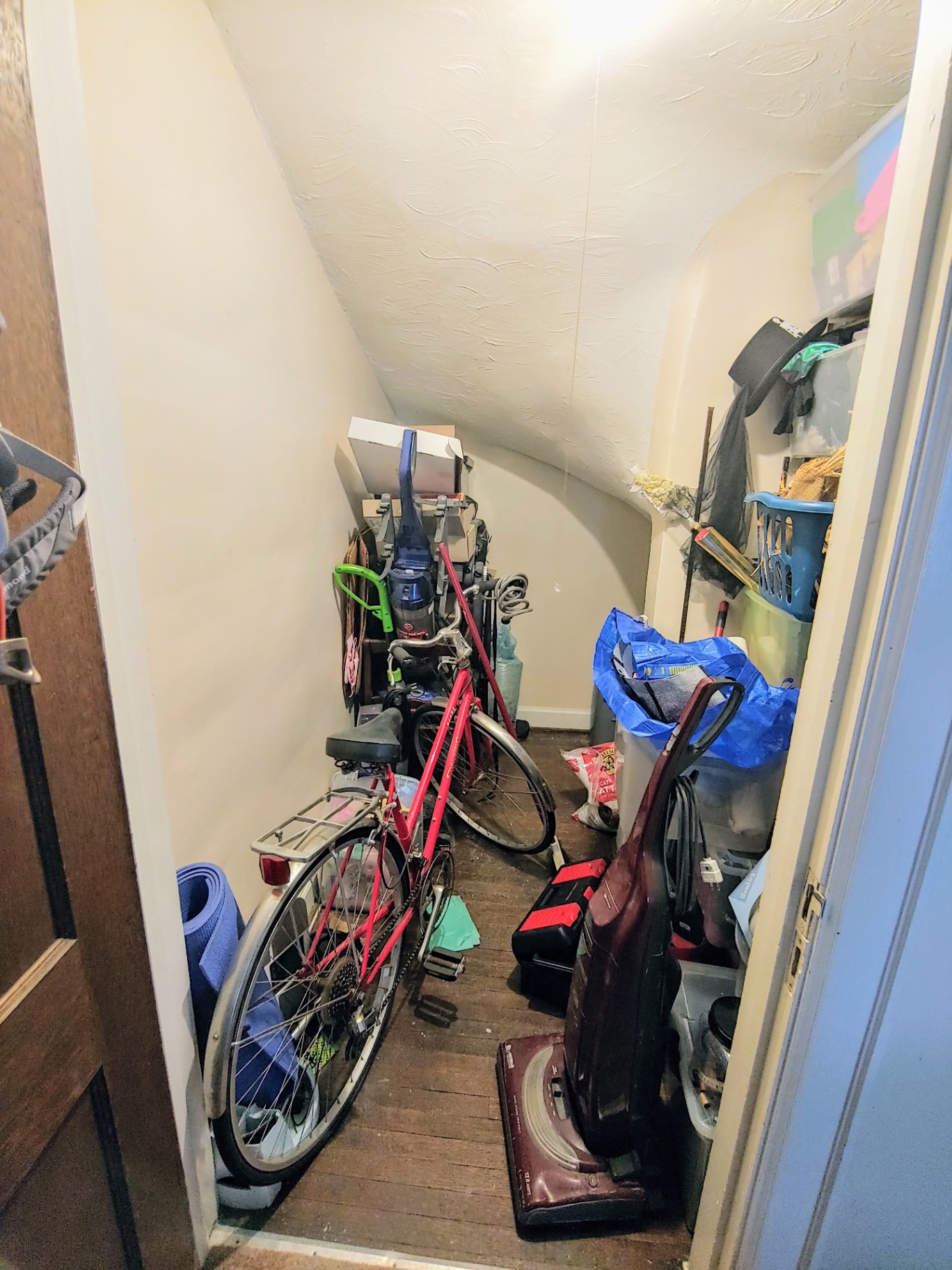 2044 Iuka Ave. B extra-large storage closet — perfect for bikes and seasonal gear