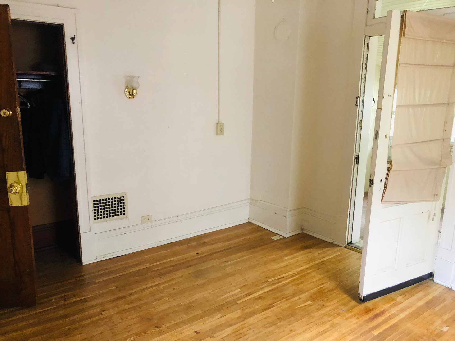 2005 Summit St. bedroom with hardwood floors and walk-in closet